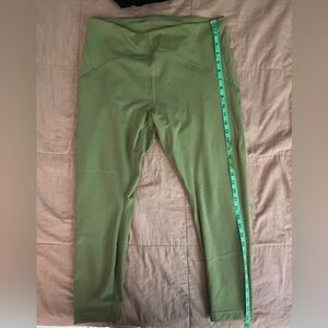 Lululemon 3/4 length butter soft leggings